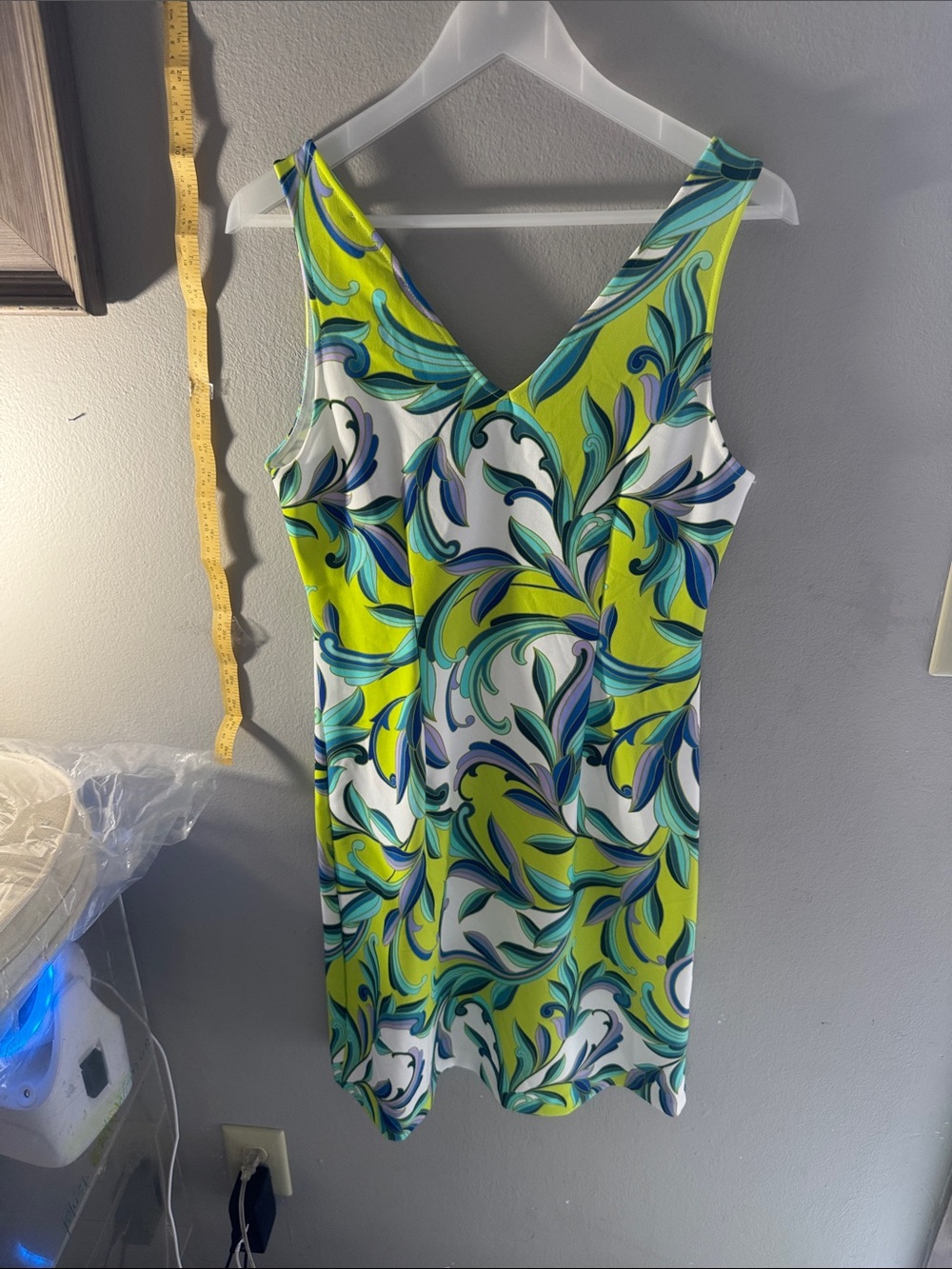 Boston Proper Lime Multi-Print V-Neck Midi Dress - Picture 7 of 9